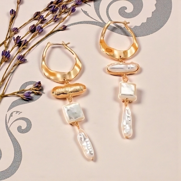 Gold Pearl Drop Earrings, Statement Dangle Earrings, Boho Chic Bridal Jewelry - Picture 5 of 14